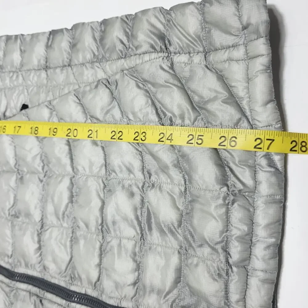 The North Face Thermoball Puffer Jacket Men's Size Medium Grey